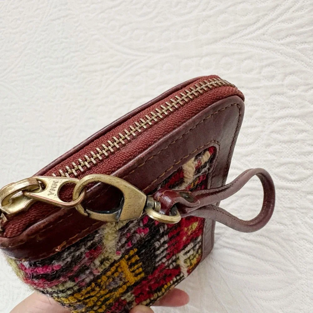 Res Ipsa Kilim Leather Clutch Accordion Wristlet Wallet